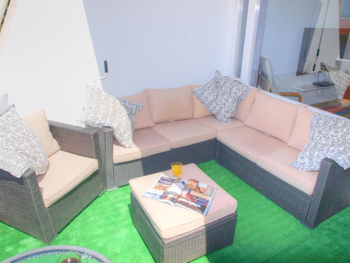 Cristos Beach Apartment Estepona Exterior photo